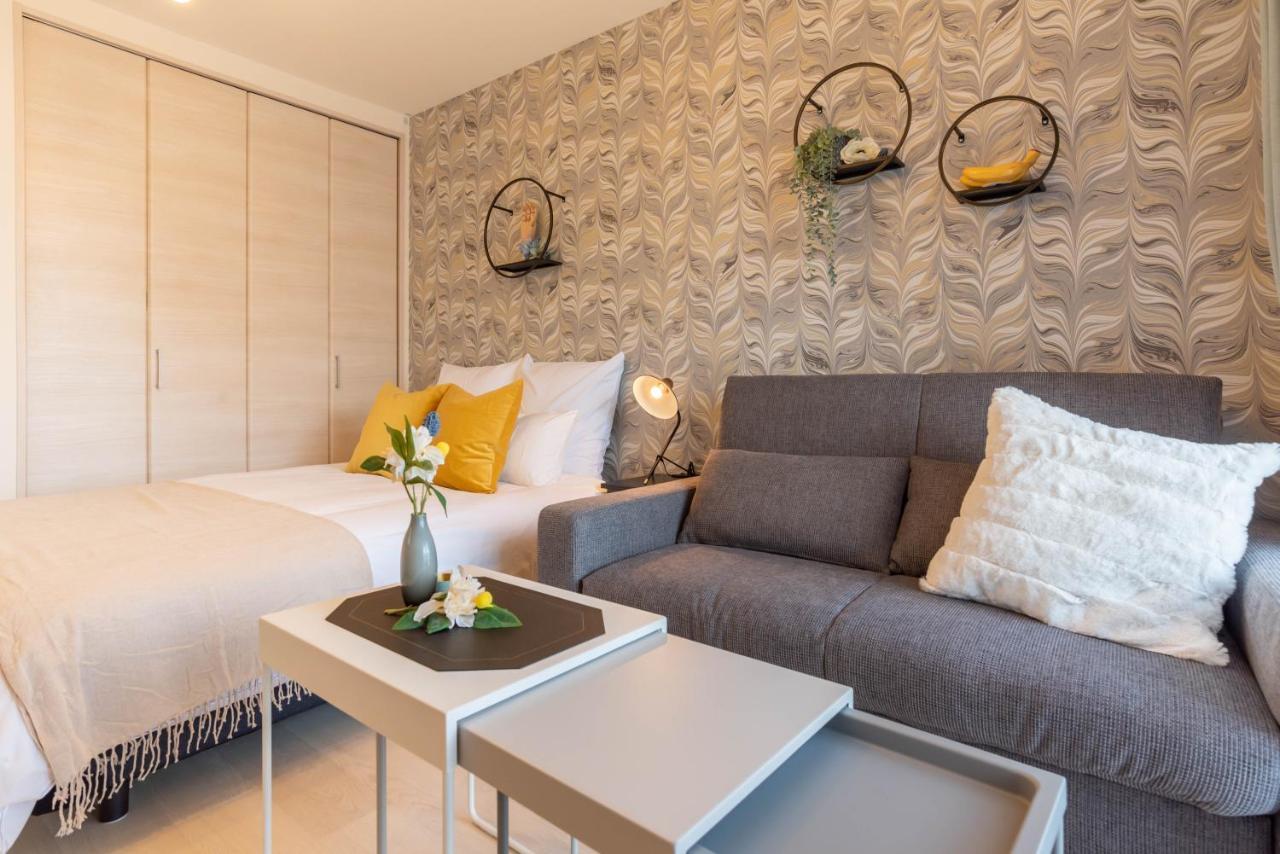 Bijou Suites Lieto Apm Осака Екстериор снимка